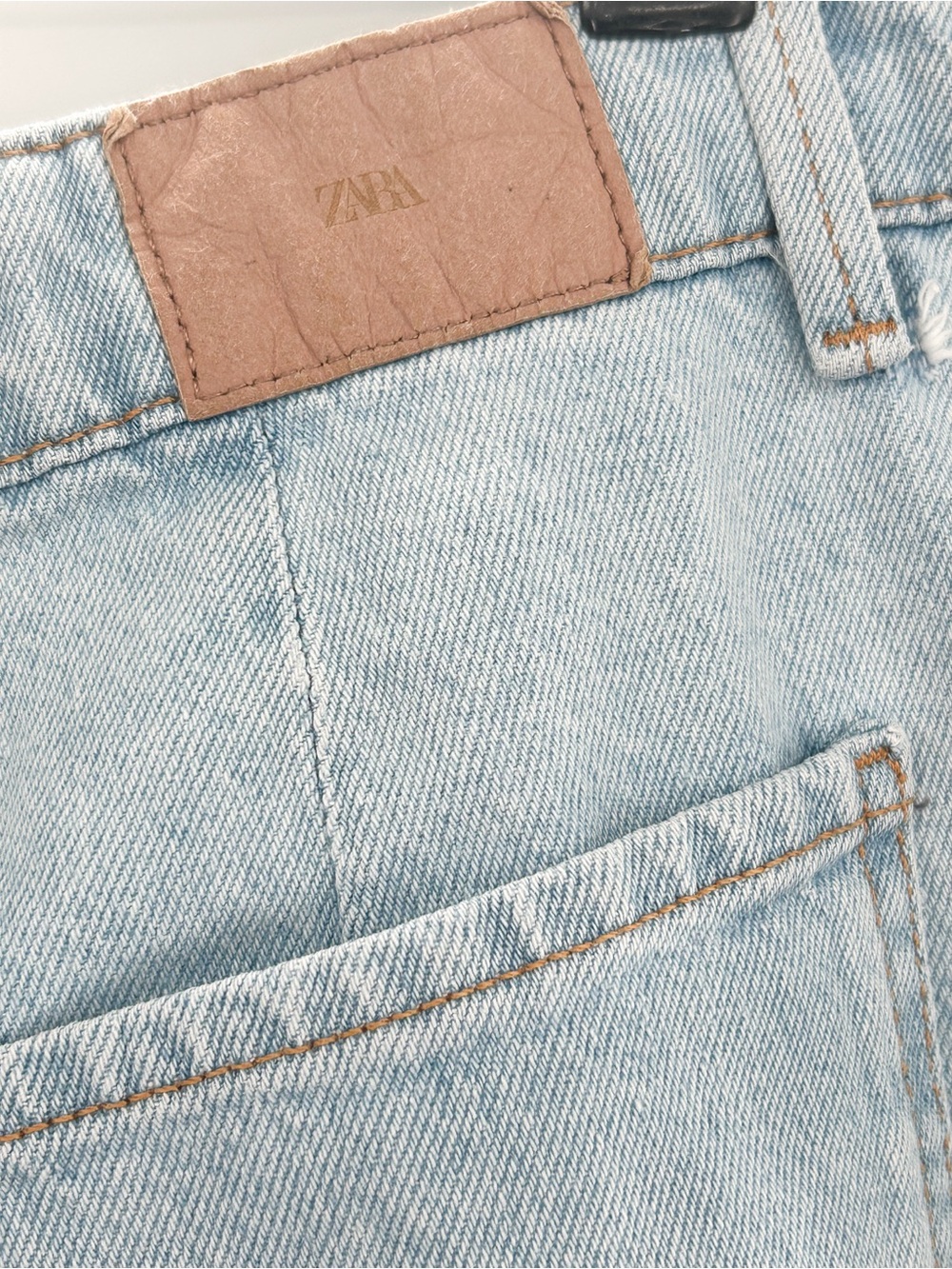 Zara Mid Rise Wide Leg Jeans with Darts Light Blue 30 - Picture 14 of 14